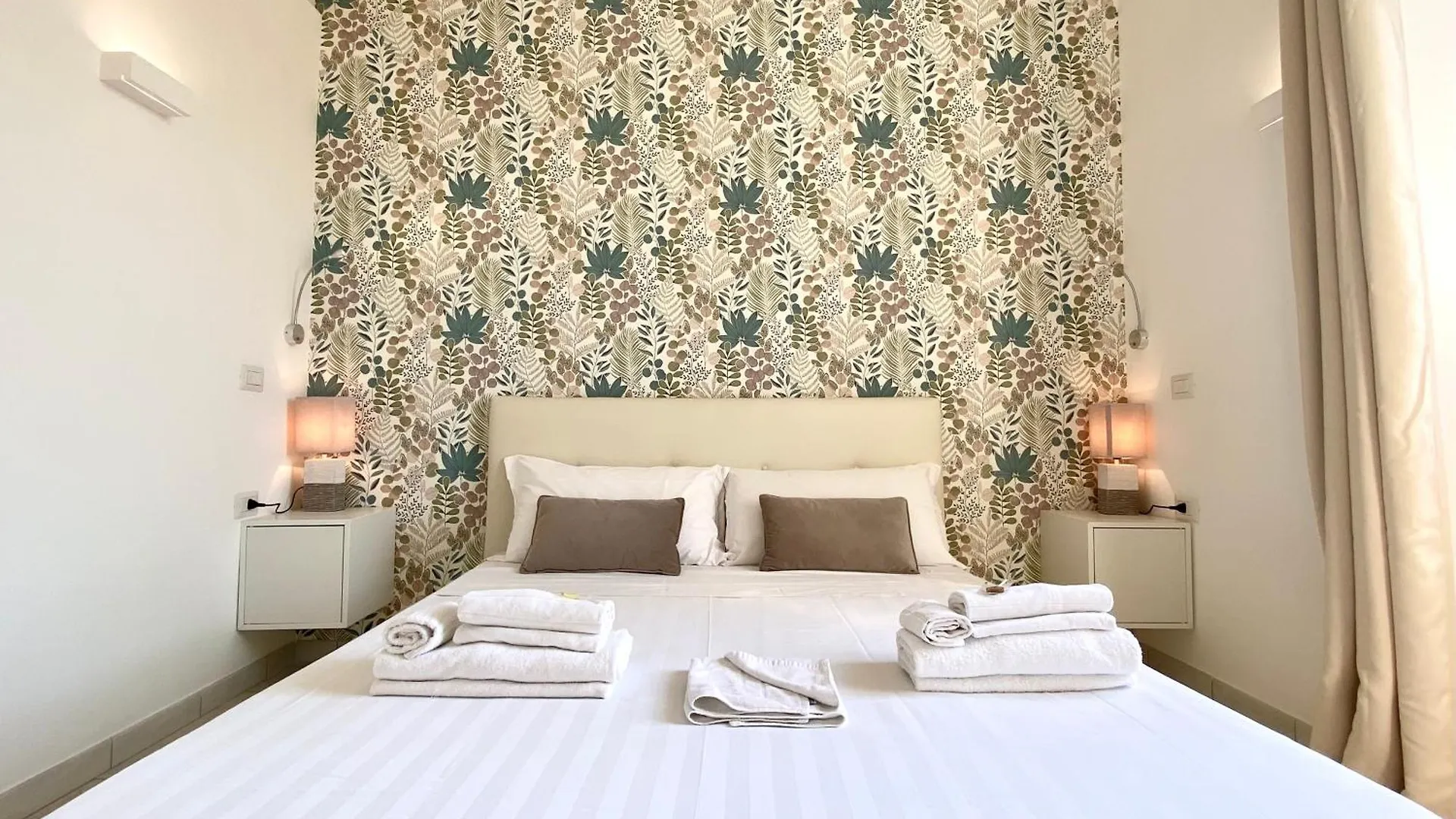 Prince Of Rome Superior Rooms